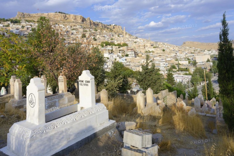 Mardin viewed from the Muhamad Zirrar Asri cemetery, Mardin, Turkey, Asia