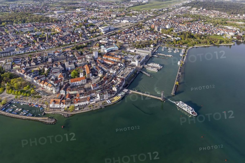 Lake promenade, pier and harbour, departing ferry to Romanshorn, tourism at Lake Constance, aerial view, town view of Friedrichshafen, Baden-Wuerttemberg, Germany, Europe