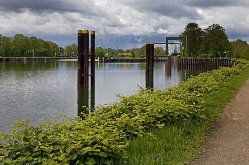 Path at the headwater of the Wanne-Eickel lock system, Rhine-Herne Canal, Herne, North Rhine-Westphalia, Ruhr area, Germany, Europe
