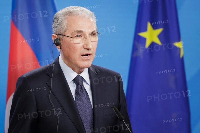 Annalena Baerbock (Alliance 90/The Greens) (not pictured), Federal Foreign Minister, and Mukhtar Babayev, Minister of Ecology and Natural Resources of the Republic of Azerbaijan, at a joint press conference during the 15th Petersberg Climate Dialogue at the Federal Foreign Office in Berlin, 25.04.2024. Photographed on behalf of the Federal Foreign Office
