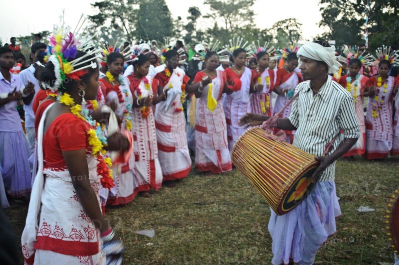 Tribal dance, Bhumij tribespeople, festival, West Bengal, India, Asia