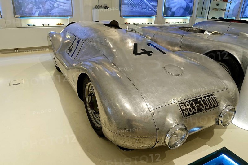 PETERMAX MUeLLER WELTREKORDWAGEN, Historic racing car in a museum setting with starting number 4 on the bodywork, AUTOMUSEUM PROTOTYP, Hamburg, Hanseatic City of Hamburg, Germany Europe