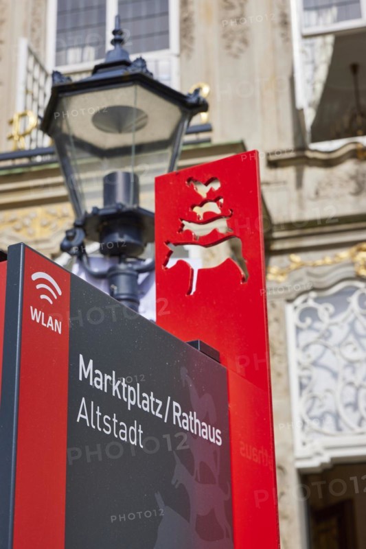 Sign for the market square, town hall and historic city centre as well as signs for WLAN in Bremen, Hanseatic city, federal state of Bremen, Germany, Europe