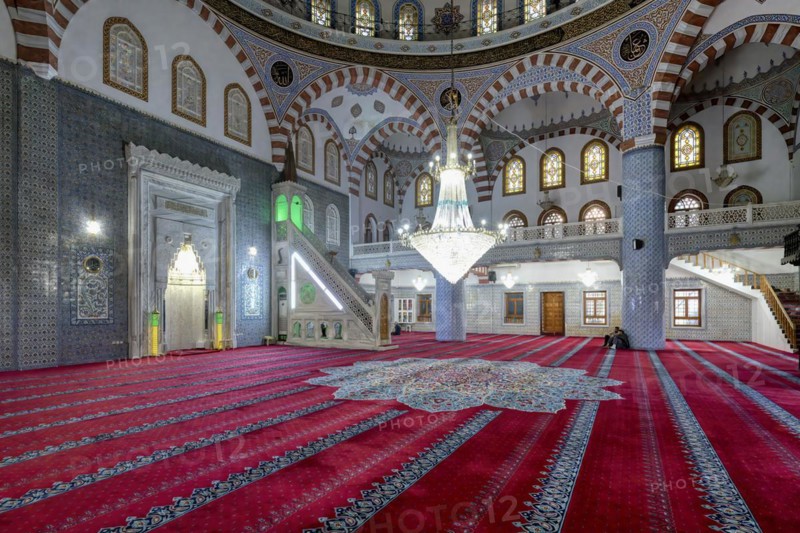 Avlusunda mosque, Prayer room, Sanliurfa, Turkey, Asia