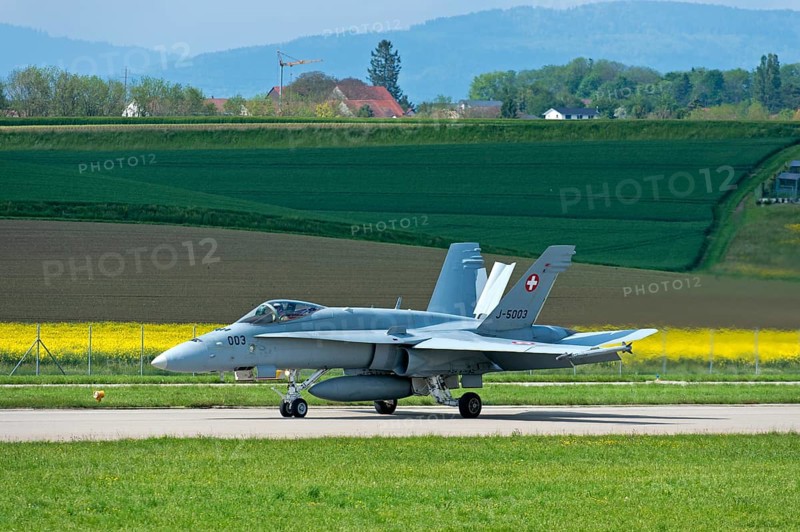 FA 18C Hornet multi-role fighter aircraft of the Swiss Air Force with air brake deployed during landing, Payerne military airfield, Payerne, Vaud, Switzerland, Europe