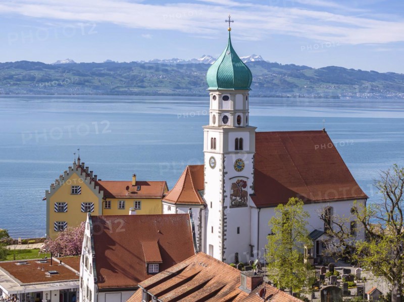 Moated castle peninsula with castle and parish church of St George on Lake Constance. Aerial view, moated castle, Bavaria, Germany, Europe