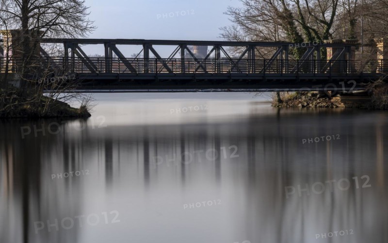 Long exposure, Eiswerder Bridge on the Havel in Berlin Spandau, Germany, Europe