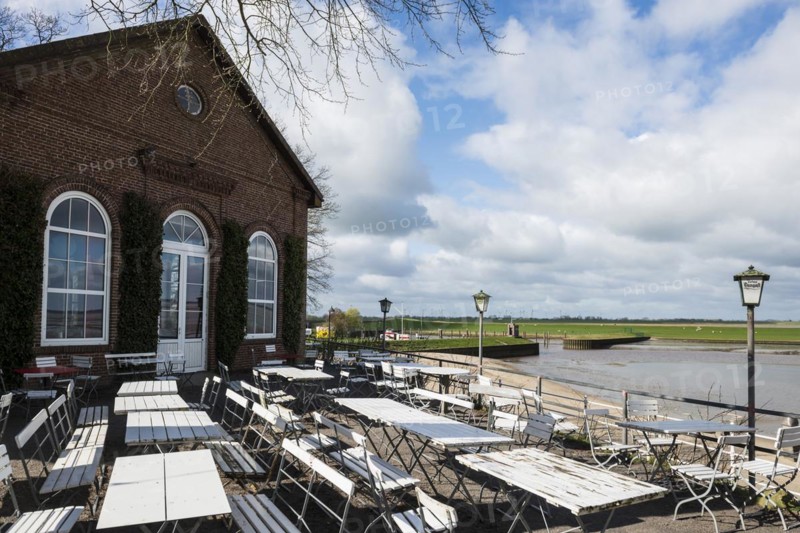 Beer garden by the sea, Altes spa hotel, Dangast, Jade Bay, North Sea, Lower Saxony, Germany, Europe