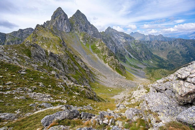 Pointed rocky mountain peaks Letterspitze and Steinwand on the Obergailtaler Joch, Carnic Main Ridge, Carnic Alps, Carinthia, Austria, Europe
