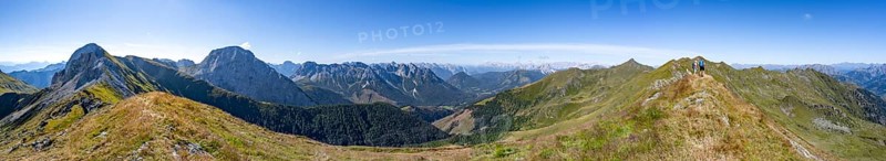 Panorama, view from the Carnic main ridge with rocky mountain peaks, view of the mountain peaks of Cresta Righile and Cresta del Ferro in South Tyrol, Carnic High Mountain Trail, Carnic main ridge, Carnic Alps, Carinthia, Austria, Europe