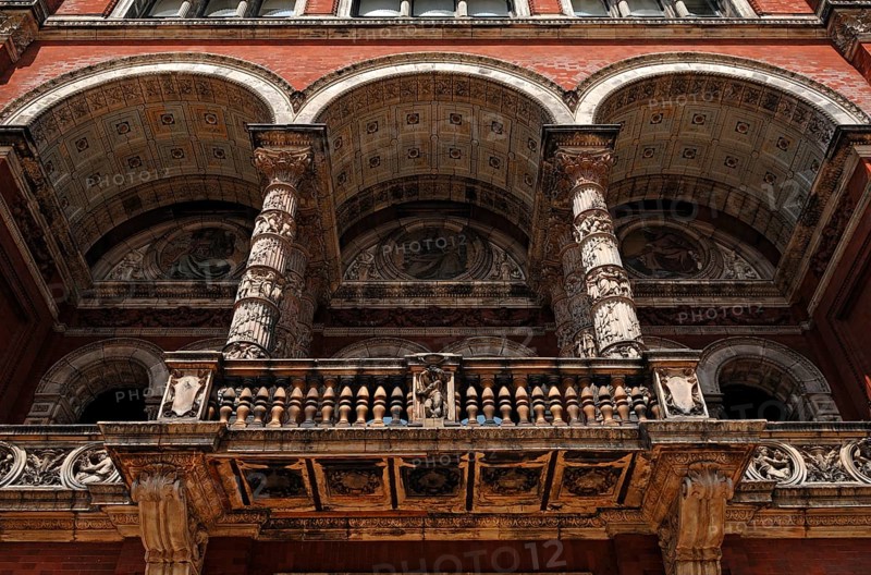 Gallery of the Victoria & Albert Museum (detail) seen from the inner courtyard, 1-5 Exhibition Rd, London, England, United Kingdom, Europe