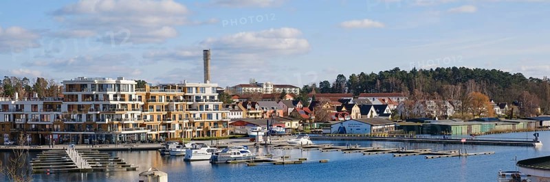 Apartment building at the harbour of the Mueritzsee, Waren, Mueritz, Mecklenburg Lake District, Mecklenburg, Mecklenburg-Vorpommern, Germany, Europe