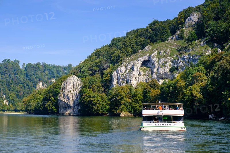Excursion boat, Danube boat, in the Danube gorge, Weltenburger Enge, gorge, Upper Jura, Weltenburg, Kelheim on the Danube, Lower Bavaria. Bavaria, Germany, Europe