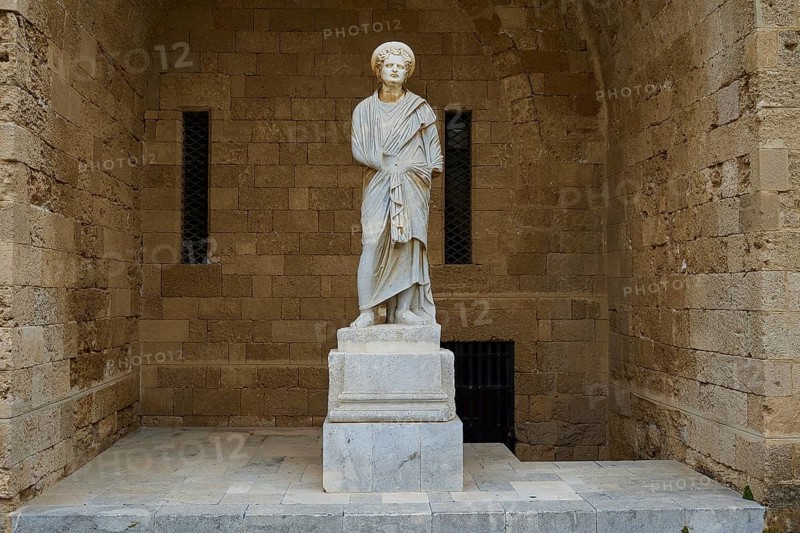 Statue of a woman in antique style with draped robe on column, Roman statue, courtyard, Grand Master's Palace, Knights' Town, Rhodes Town, Rhodes, Dodecanese, Greek Islands, Greece, Europe
