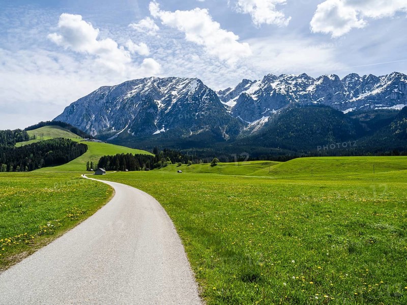 Salzkammergut cycle path, behind the Grimming, near Bad Mitterndorf, Styria, Austria, Europe