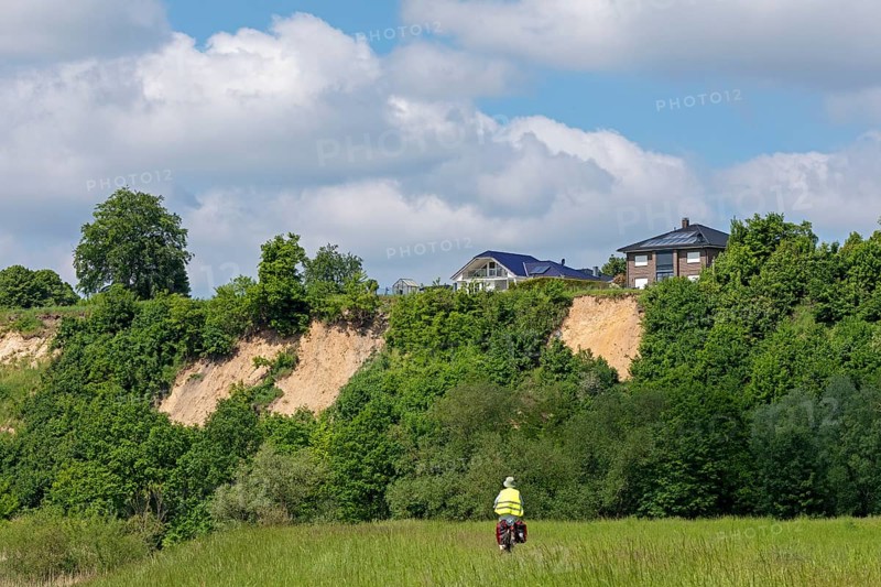 Elbe riverbank, Boize riverbank, Elbe cycle path, cyclist, Boizenburg, Mecklenburg-Vorpommern, Germany, Europe