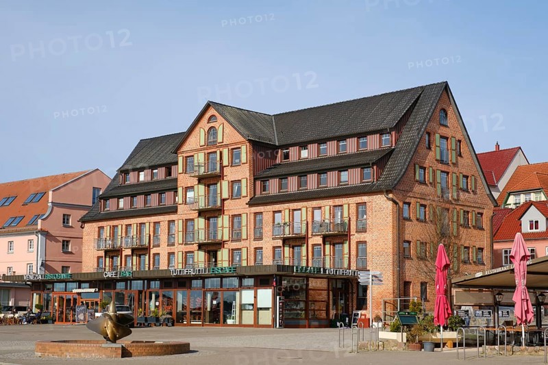Former warehouse building at the harbour, Waren, Mueritz, Mecklenburg Lake District, Mecklenburg, Mecklenburg-Vorpommern, Germany, Europe