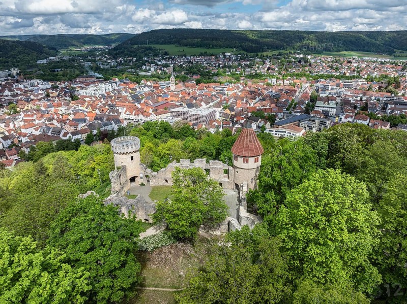 Aerial view of the Honburg castle ruins on the Honberg with the town of Tuttlingen, district of Tuttlingen, Black Forest, Baar, Heuberg, Baden-Wuerttemberg, Germany, Europe