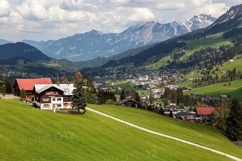 View of Riezlern, back mountains of the Allgaeu Alps, Kleinwalsertal, Vorarlberg, Austria, Europe