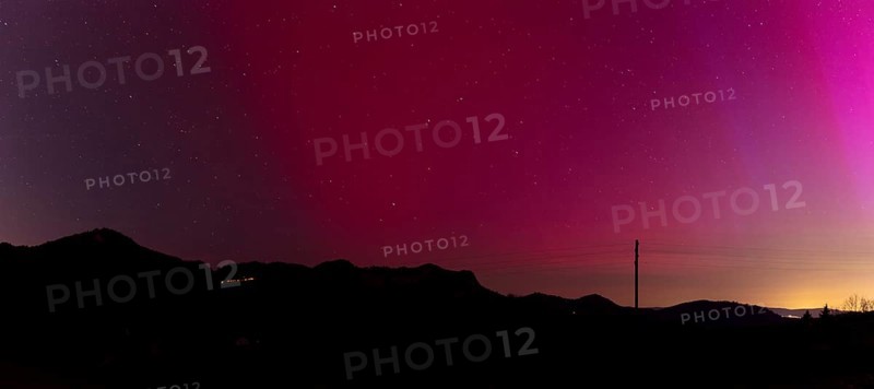 Northern lights, northern lights due to solar storm, Challhoechi, Basel-Land, Switzerland, Europe