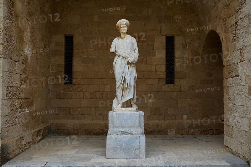 Full view of a statue on a column in historical context, statue from the island of Kos, courtyard, Grand Master's Palace, Knights' Town, Rhodes Town, Rhodes, Dodecanese, Greek Islands, Greece, Europe