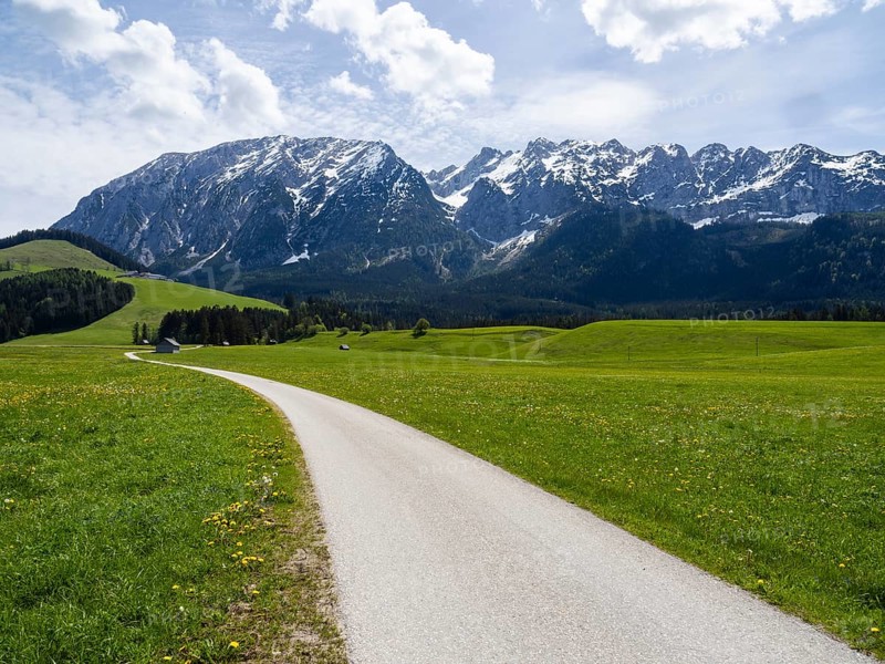 Salzkammergut cycle path, behind the Grimming, near Bad Mitterndorf, Styria, Austria, Europe