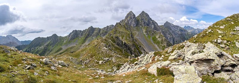 Pointed rocky mountain peaks Letterspitze and Steinwand on the Obergailtaler Joch, Carnic Main Ridge, Carnic Alps, Carinthia, Austria, Europe