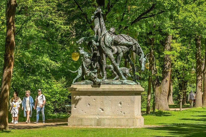 Victory Column, Fasanerieallee, Grosser Tiergarten, Tiergarten, Mitte, Berlin, Germany, Europe