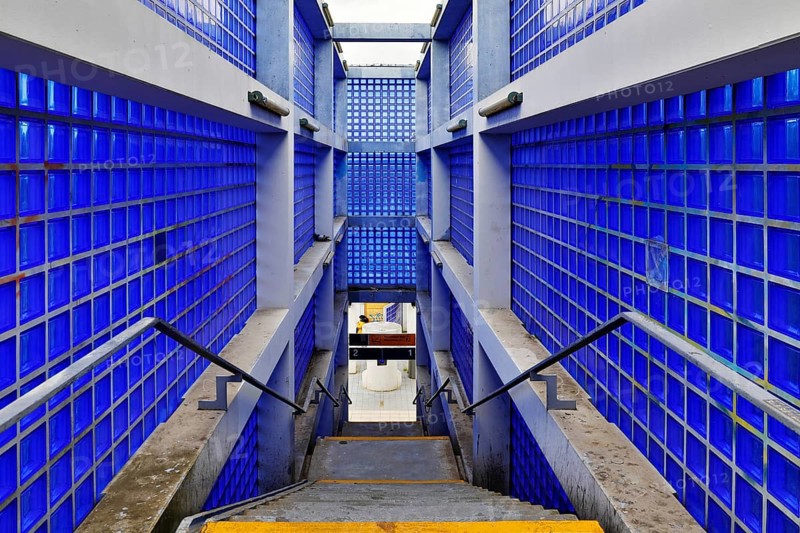 Access to Hanover-Nordstadt railway station, blue glass blocks and exposed concrete, project for Expo 2000, Hanover, Lower Saxony, Germany, Europe