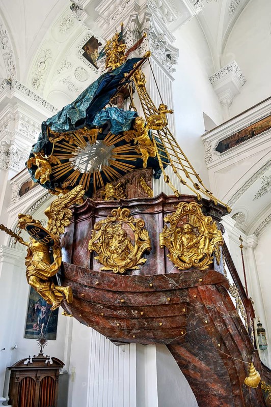 The pulpit, former monastery church of St. Peter and Paul, Irsee monastery or abbey, former Benedictine abbey, is now a conference and education centre of the district of Swabia, Irsee, Swabia, Bavaria, Germany, Europe