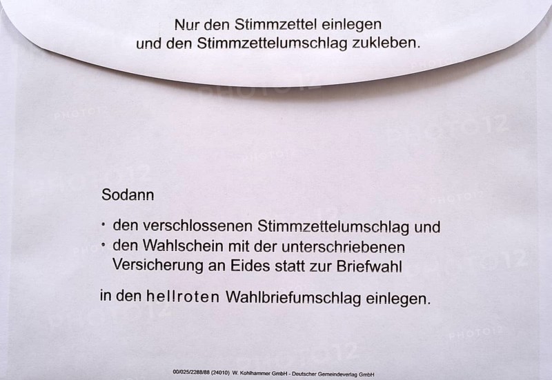 Ballot paper envelope, white, instruction, ballot paper envelope, postal vote, official postal voting documents, election, parliamentary election, European election, Stuttgart, Baden-Wuerttemberg, Germany, Europe