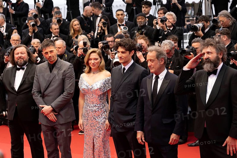 Cannes, France, 14 May 2024: Manuel Guillot, Raphael Quenard, Lea Seydoux, Quentin Dupieux, Vincent Lindon and Louis Garrel during the opening of the 77th Cannes International Film Festival on the red carpet of the Palais des Festivals with the opening film Le Deuxieme Acte (The Second Act) . The 77th Cannes International Film Festival will take place from 14 to 25 May 2024, Europe