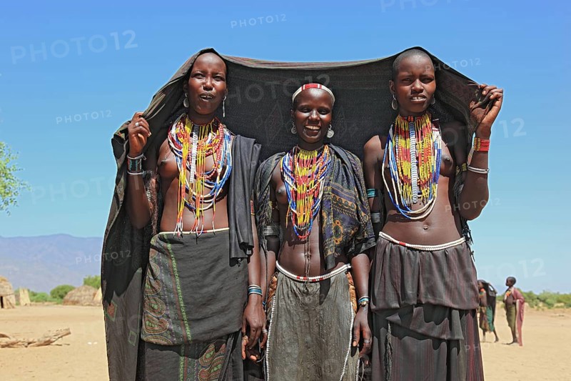 South Ethiopia, in a village of the Arbore or Erbore people at Lake Stefano, young girls with jewellery, Ethiopia, Africa