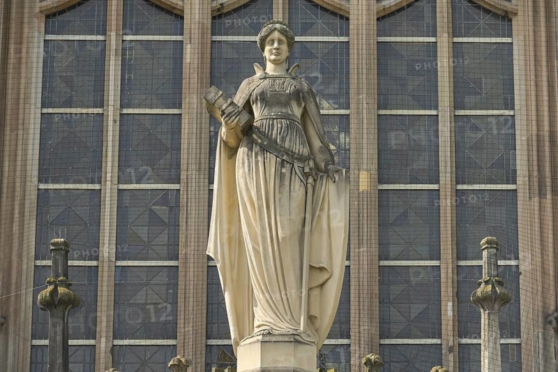 Justitia, District Court Wedding, Brunnenplatz, Gesundbrunnen, Mitte, Berlin, Germany, Europe