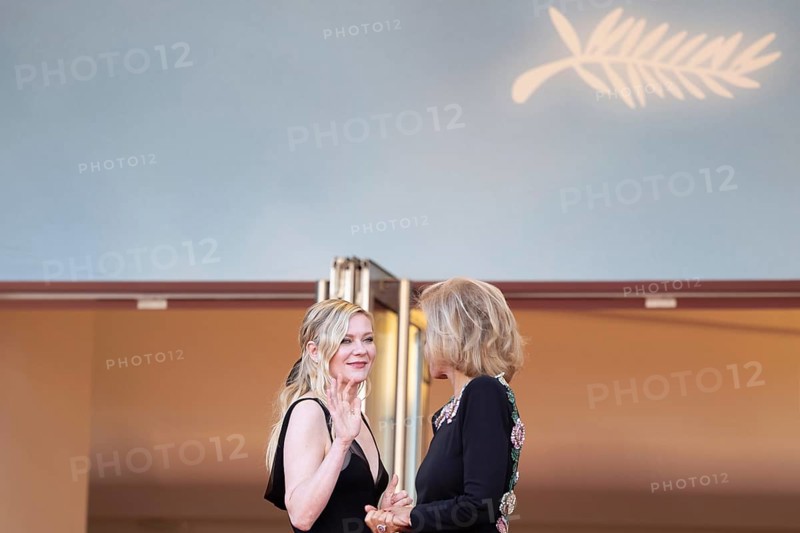 Cannes, France, 17.5.2024: Kirsten Dunst (L) at the premiere of Kinds of Kindness on the red carpet of the Palais des Festivals during the 77th Cannes International Film Festival. The 77th Cannes International Film Festival will take place from 14 to 25 May 2024, Europe