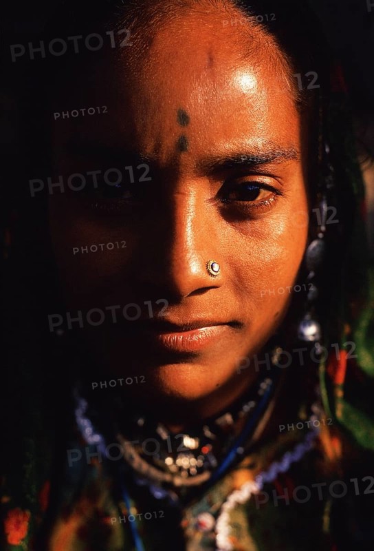 Woman from the Gaduliyar Lohar caste, low caste female blacksmith, Rajasthan, India. The Gaduliya Lohar are considered to be related to the european gypsies