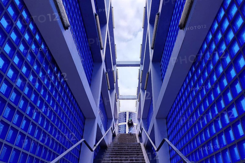 Access to Hanover-Nordstadt railway station, blue glass blocks and exposed concrete, project for Expo 2000, Hanover, Lower Saxony, Germany, Europe