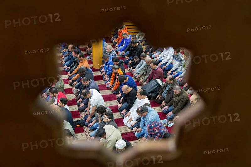 Muslims in Berlin gathered for prayer on 1 May 2015 at the Dar Assalam Mosque, Neukoelln Meeting Centre, NBS, Berlin, Berlin, Germany, Europe