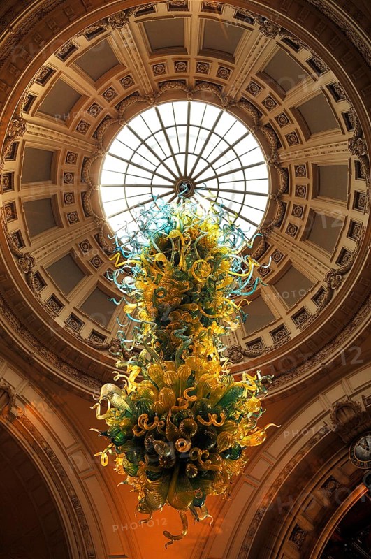 Artistic glass object under the dome in the reception hall of the Victoria & Albert Museum, 1-5 Exhibition Rd, London, England, Great Britain