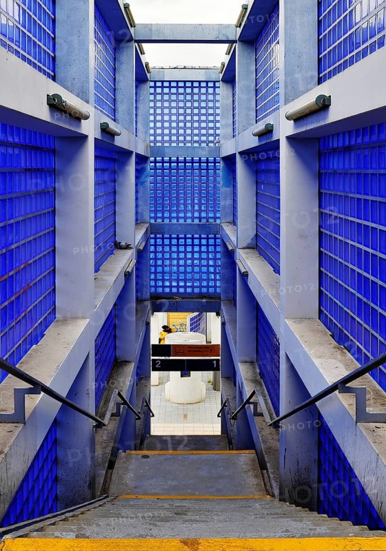 Access to Hanover-Nordstadt railway station, blue glass blocks and exposed concrete, project for Expo 2000, Hanover, Lower Saxony, Germany, Europe