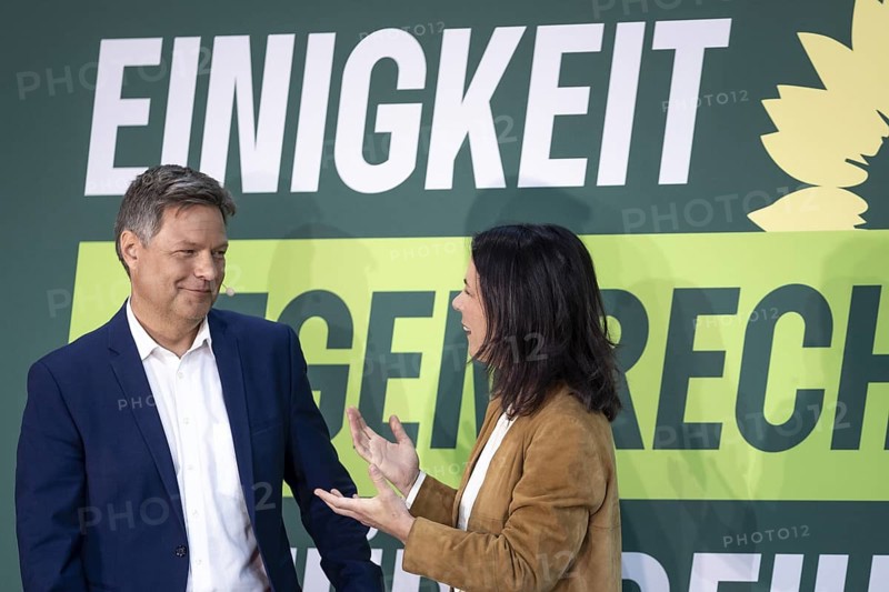 Robert Habeck (Alliance 90/The Greens), Federal Minister for Economic Affairs and Climate Protection and Vice-Chancellor, and Annalena Baerbock (Alliance 90/The Greens), Federal Foreign Minister, pictured at a press event in Berlin, 13 May 2024. The campaign tours for the European elections of Alliance 90/The Greens start today