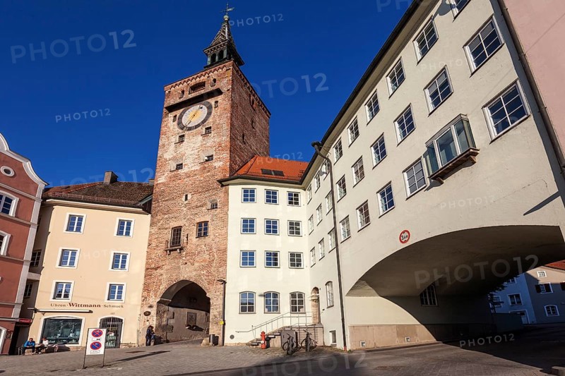 Main square with Huas facades and Schmalzturm, Landsberg am Lech, Upper Bavaria, Bavaria, Germany, Europe