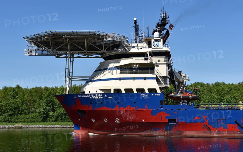 Geoquip Elena, offshore supply vessel, specialised vessel in the Kiel Canal, Kiel Canal, Schleswig-Holstein, Germany, Europe