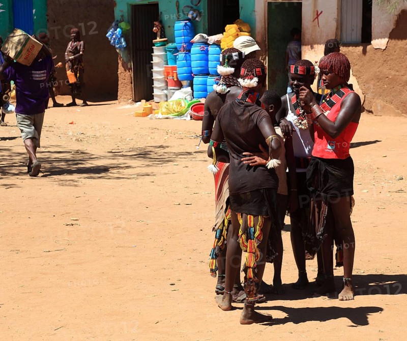 South Ethiopia, Omo region, market in the village of Turmi, the tribe of the Hamar, Hamer, Hamma, Hammer, Amar or Amer, Ethiopia, Africa