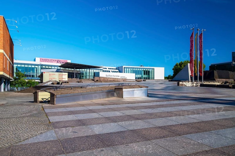 Kulturforum Berlin with forecourt, Picture Gallery, Museum of Prints and Drawings, Museum of Decorative Arts, Art Library, Tiergarten, Berlin, Germany, Europe