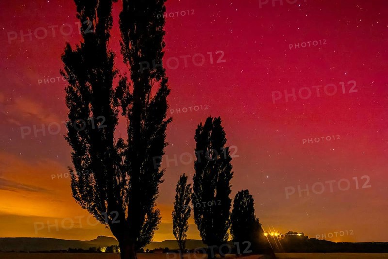 Northern lights over Saxon Switzerland, Ebenheit, Saxony, Germany, Europe