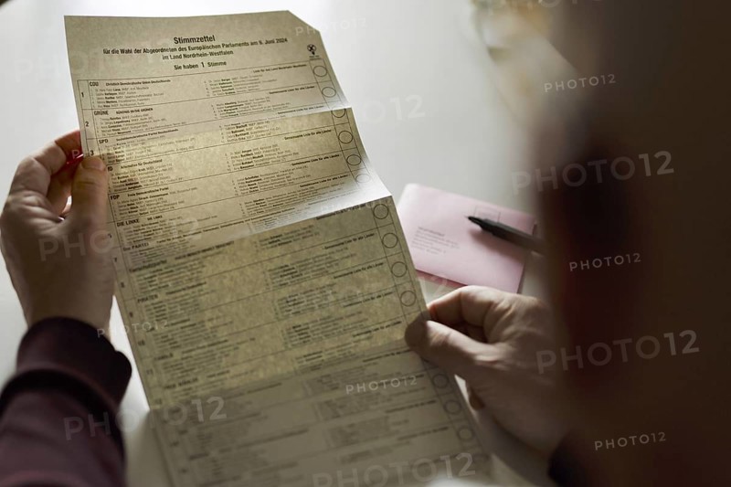 TOPIC: European election, polling card from North Rhine-Westphalia for the European election BONN, 16 May 2024