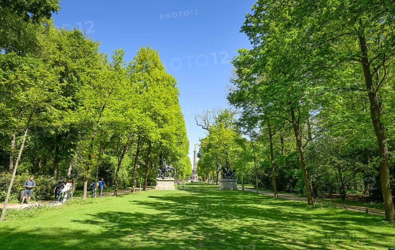 Victory Column, Fasanerieallee, Grosser Tiergarten, Tiergarten, Mitte, Berlin, Germany, Europe