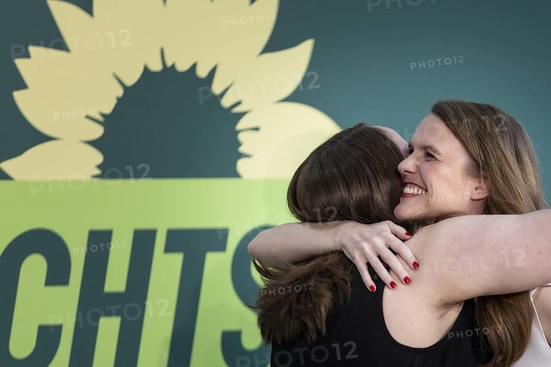 Ricarda Lang, Federal Chairwoman of Buendnis 90/DIE Gruenen, and Terry Reintke, top candidate for the European elections of Buendnis 90/DIE Gruenen, pictured at a press event in Berlin, 13 May 2024. The campaign tours for the European elections of Buendnis 90/DIE Gruenen start today