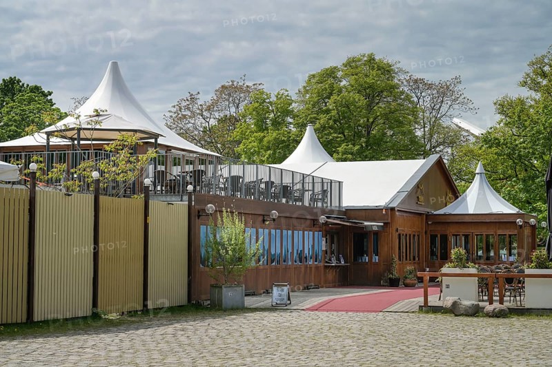 Tipi am Kanzleramt, Grosse Querallee, Tiergarten, Mitte, Berlin, Germany, Europe